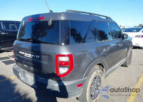 2021 Ford Bronco Sport Big Bend z USA, uszkodzony, nr VIN 3FMCR9B6XMRB04425